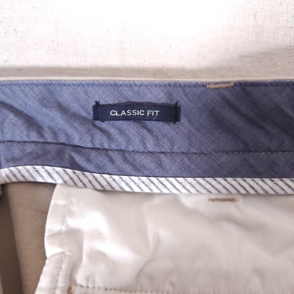 Nautica Classic Fit The Deck Pant Straight Leg Khaki Pants 38x30 RUNS SMALL - Picture 13 of 16